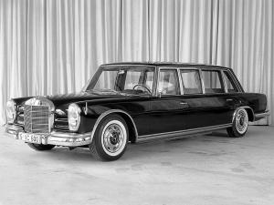 Mercedes-Benz 600 4-Door Pullman Limousine